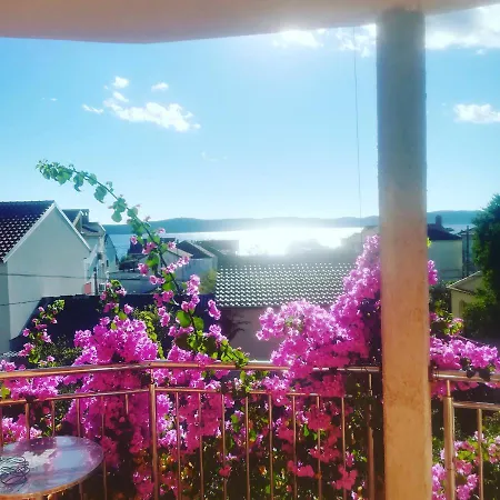 Maison d'hôtes & Flower Bibinje